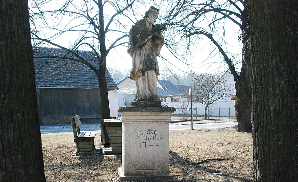 Bild: GuentherZ · CC BY 3.0 Figur heiliger Johannes Nepomuk