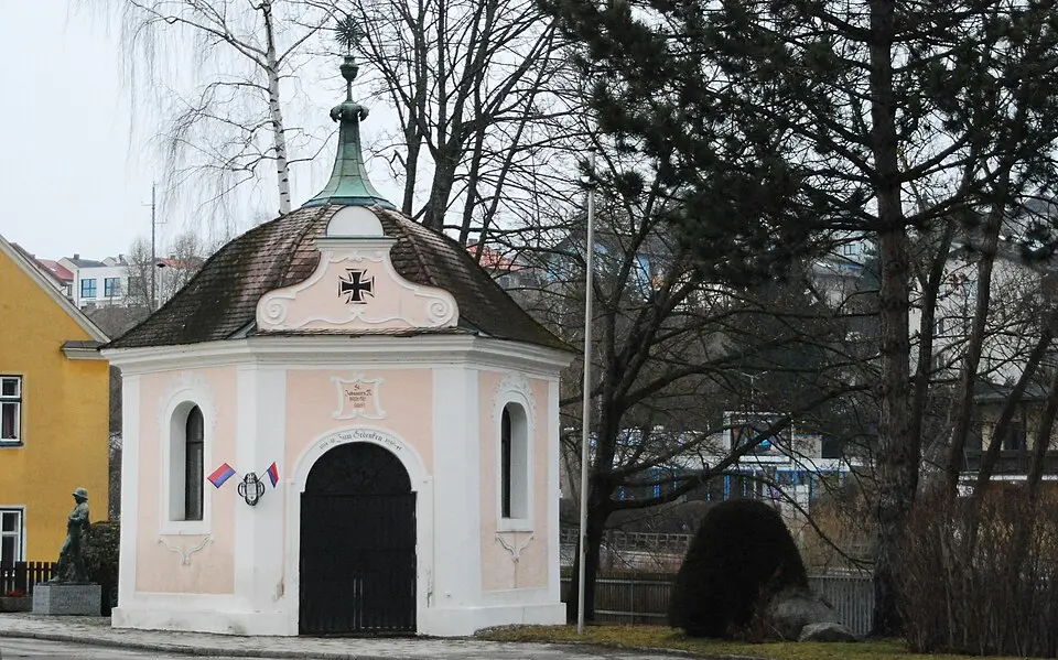 Obrázok: GuentherZ · CC BY 3.0 Johannes Nepomuk-Kapelle