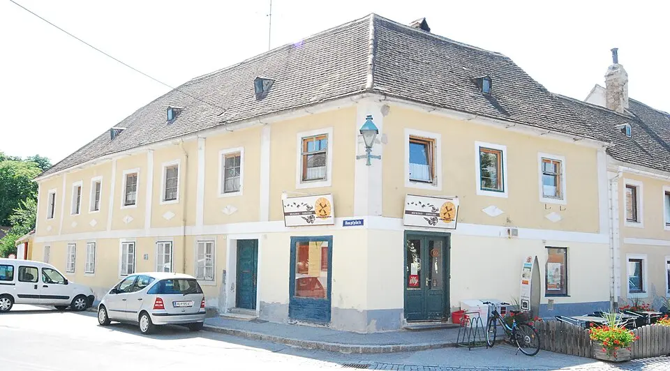 Bild: GuentherZ · CC BY 3.0 Bürgerhaus
