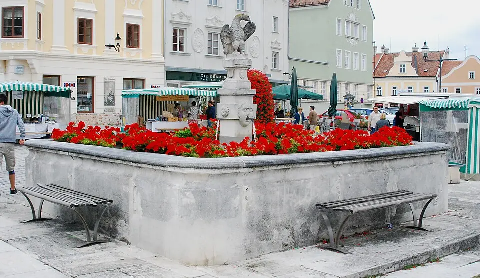Slika: GuentherZ · CC BY 3.0 Brunnen