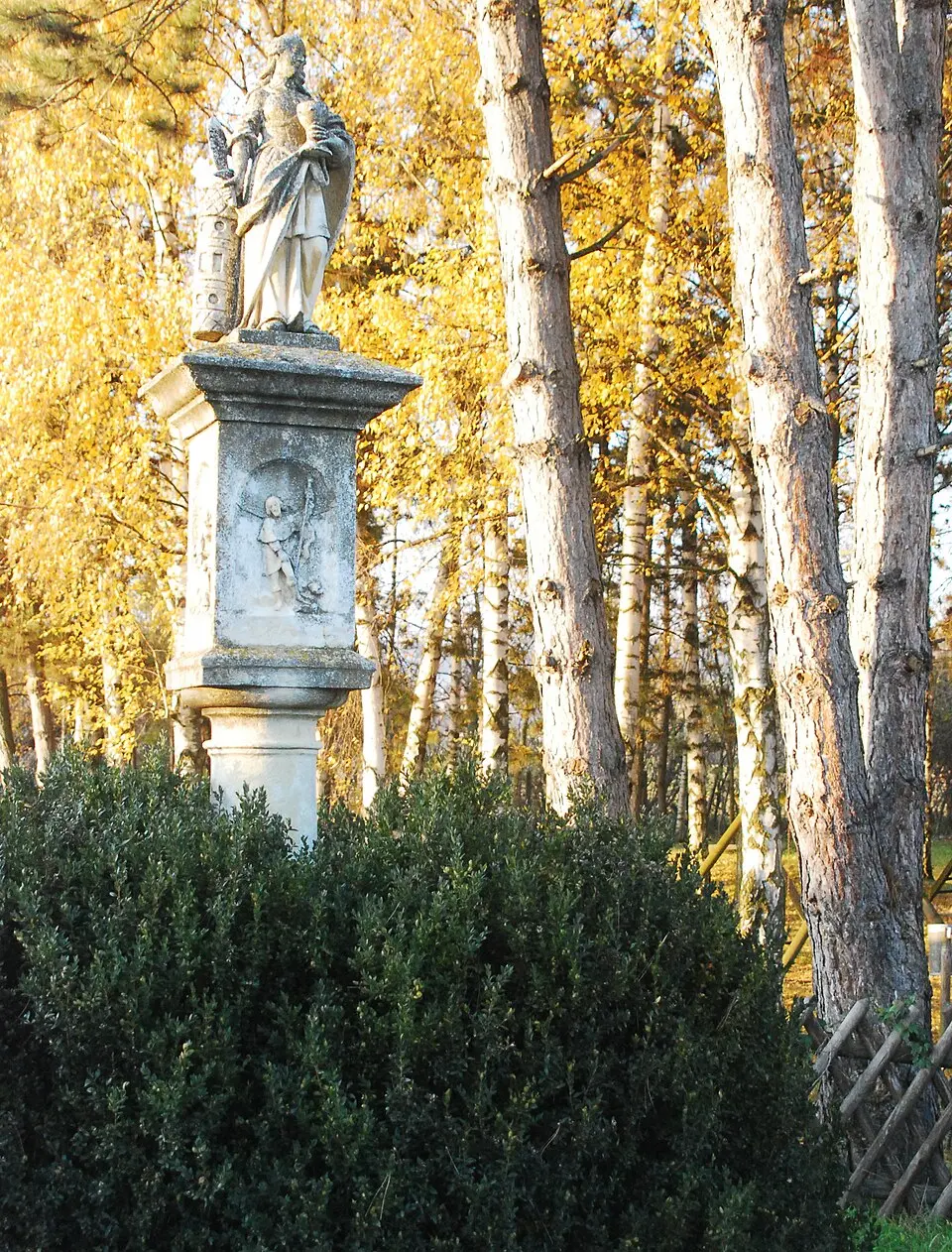 Obrázok: GuentherZ (talk) · CC BY 3.0 Barbarasäule