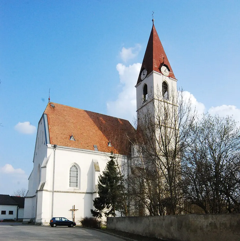 Image: GuentherZ (talk) · CC BY 3.0 Pfarrkirche Enzersdorf im Thale