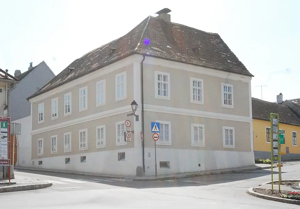 Bild: GuentherZ (talk) · CC BY 3.0 Bürgerhaus