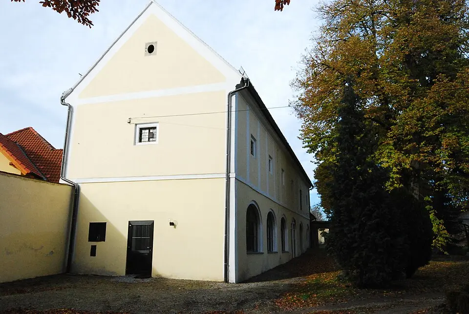 Slika: GuentherZ · CC BY-SA 3.0 AT Schüttkasten