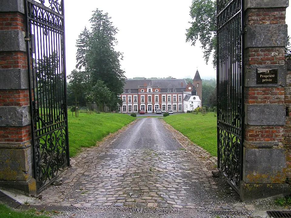 château de Gussignies