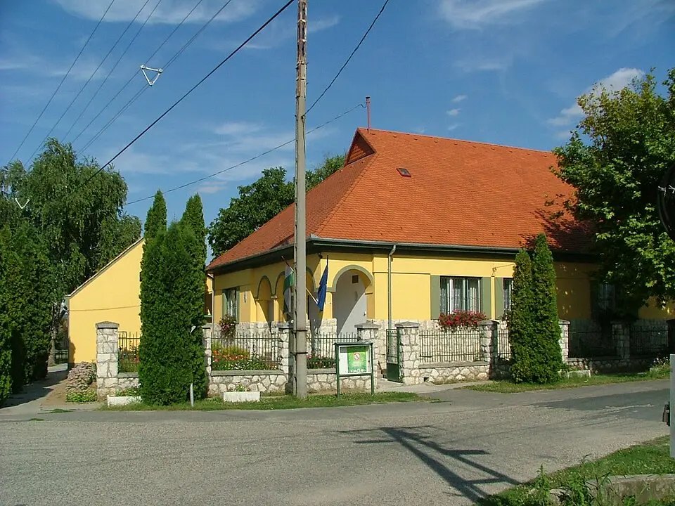 Slika: Bárdos Dezső (Sóhivatal at Hungarian Wikipedia)) · CC BY-SA 3.0 Győrszemere
