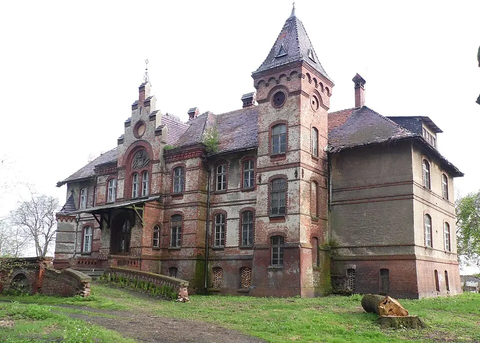 Pałac w Czerninie Dolnej