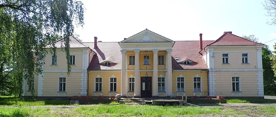 Pałac w Drobninie