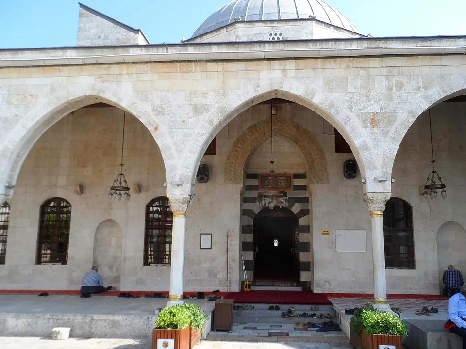 mosquée Habib-i-Neccar