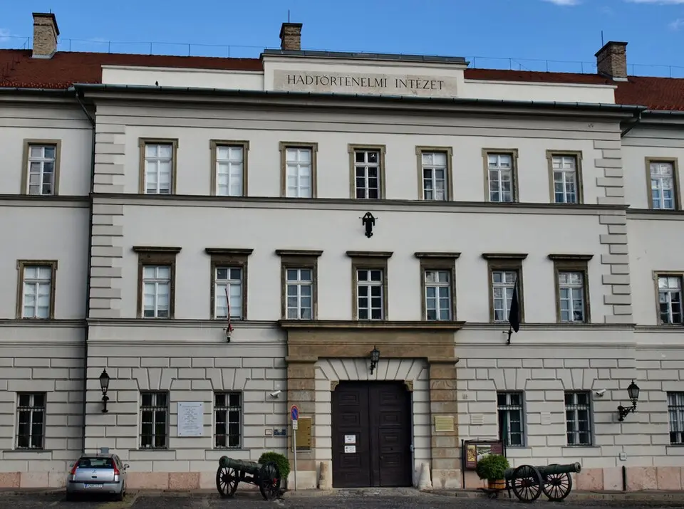 Hadtörténeti Intézet és Múzeum