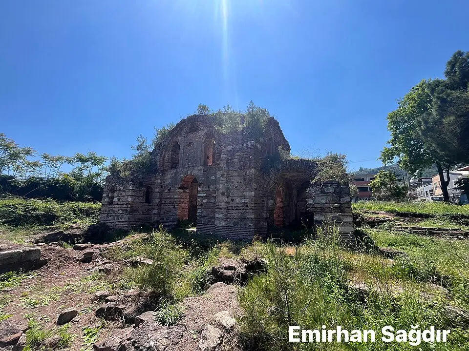 Hagios Aberkios Manastırı