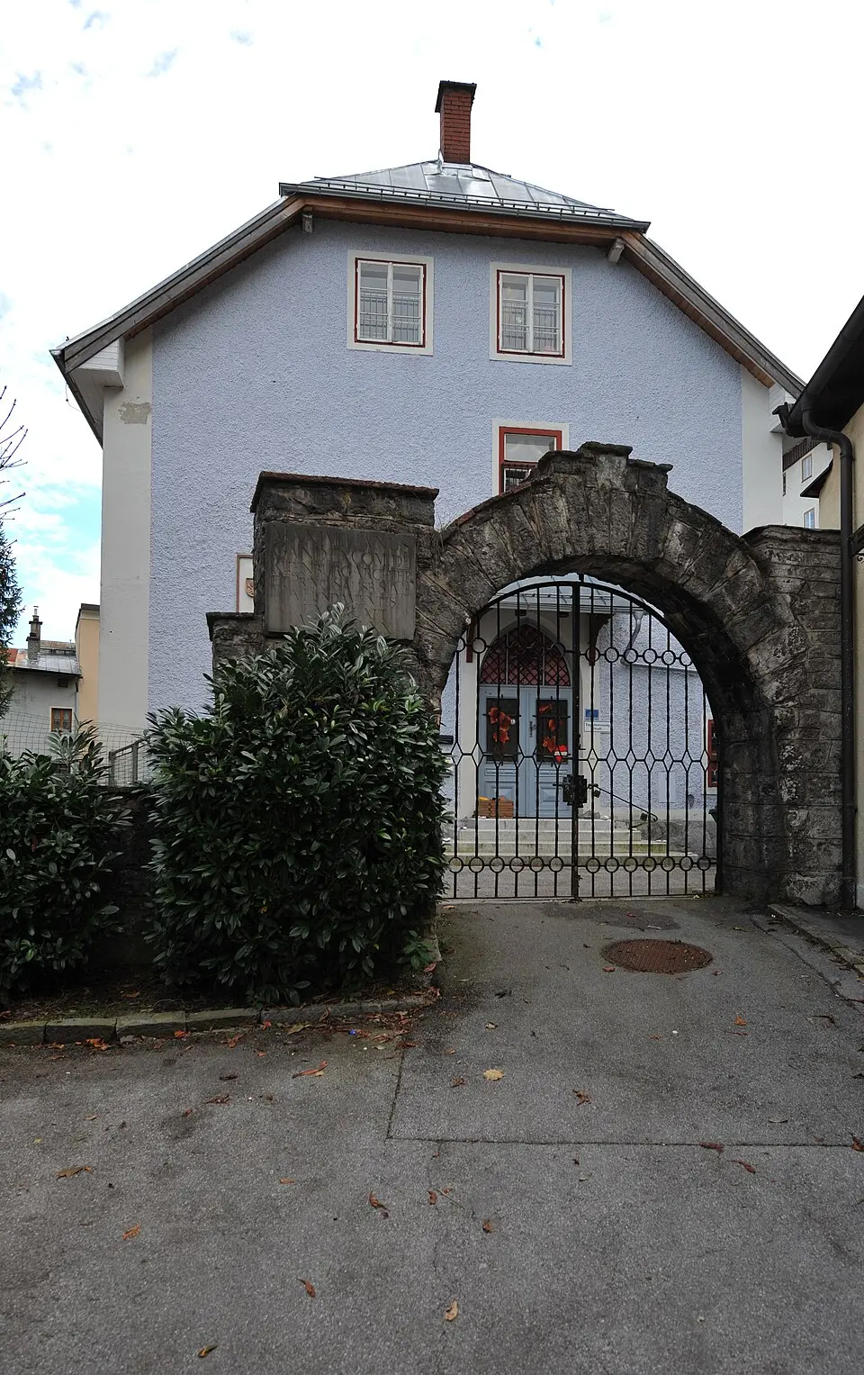 Polytechnische Schule, ehem. Standort des Pfannhauses Khuenburg