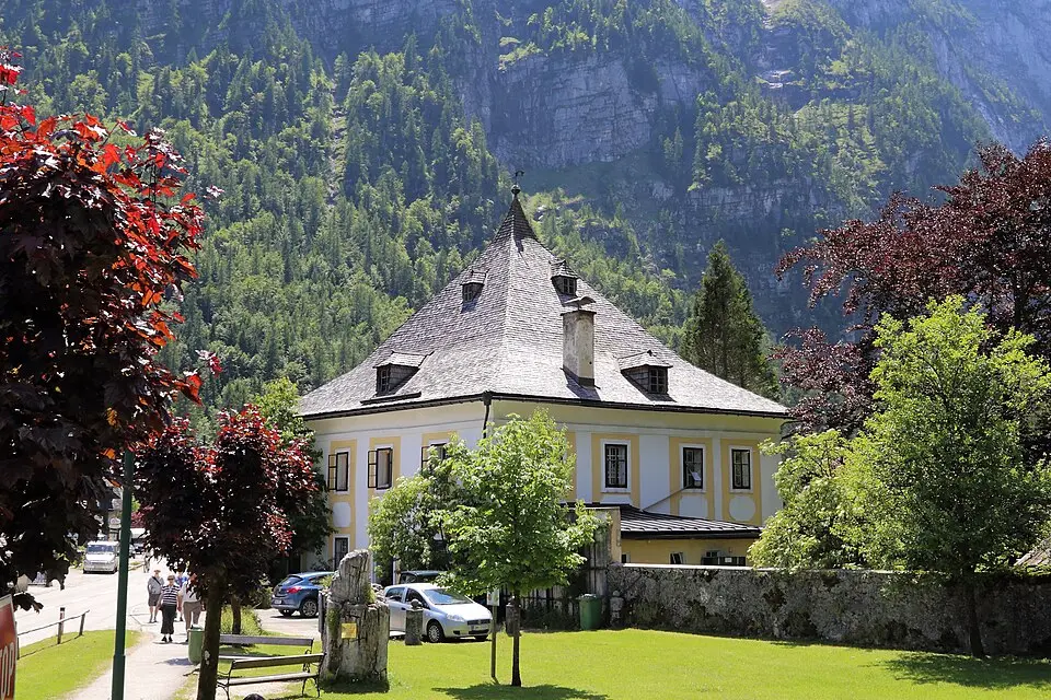 Wohnhaus, Benefizium mit Gartenhaus