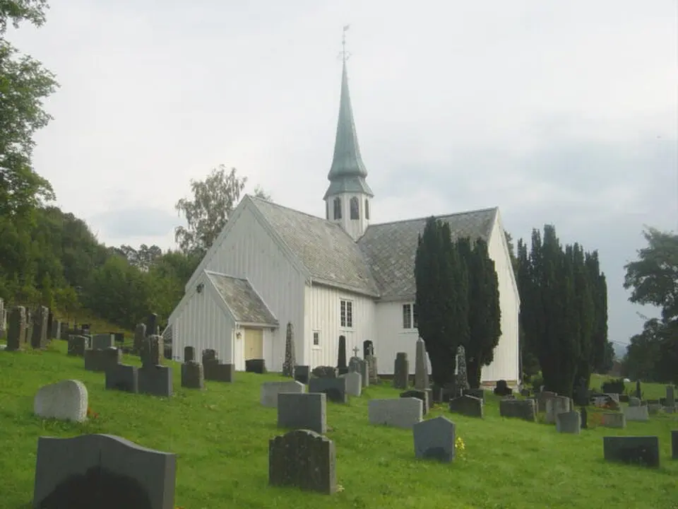 Halsa kirke