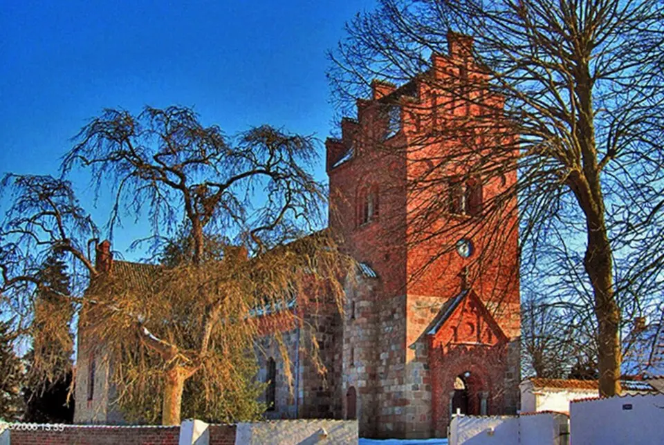 Halsted Kirke