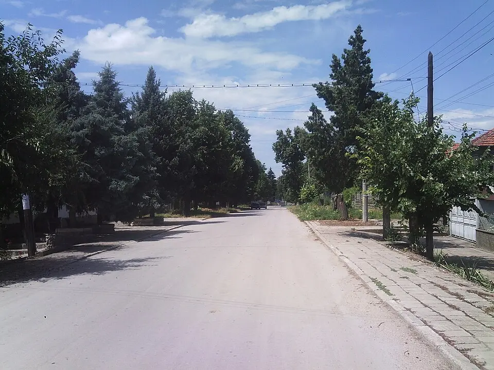 Нова Черна