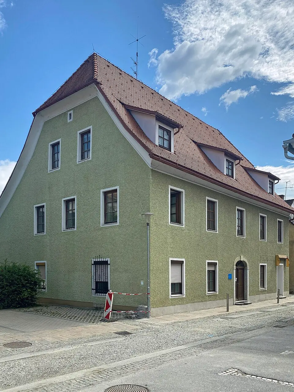 Wohnhaus, ehem. Schule und Gemeindeamt