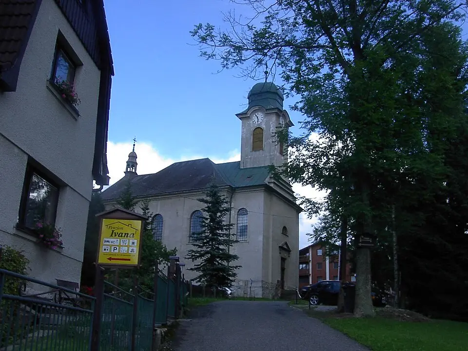 Bild: Ondrej.konicek at Czech Wikipedia · Public domain St. Wenzel (Harrachov)