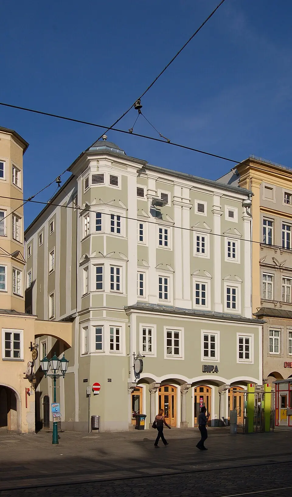 Bürgerhaus, Schauseiten des Hauses