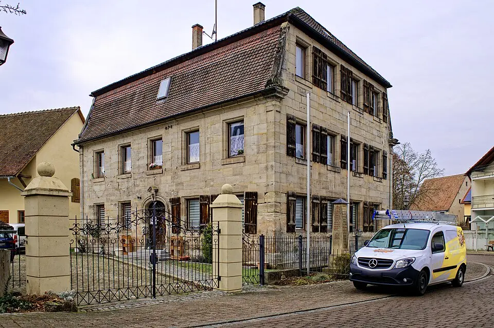 Obrázok: Tilman2007 · CC BY-SA 4.0 Schloss Vestenbergsgreuth