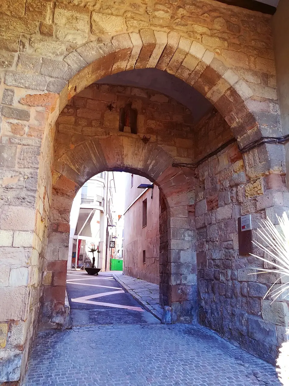Portal d'en Vives