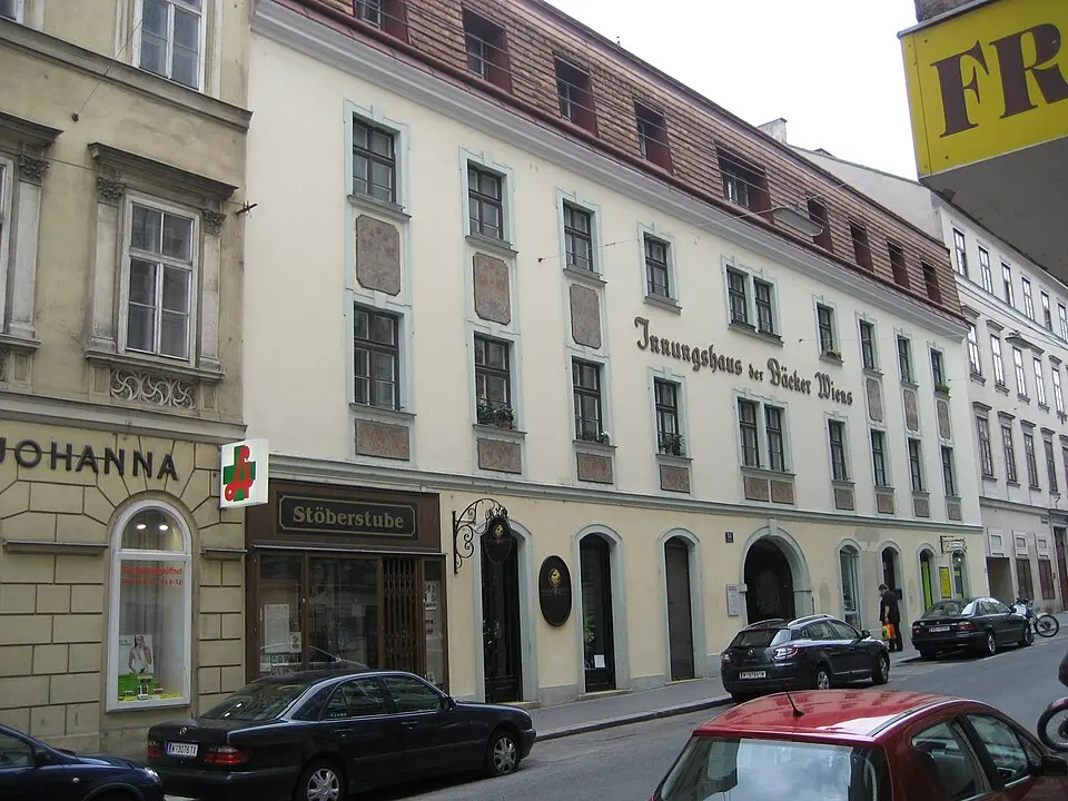 Wohn- und Geschäftshaus, Innungshaus der Bäcker Wiens, Zum schönen Garten