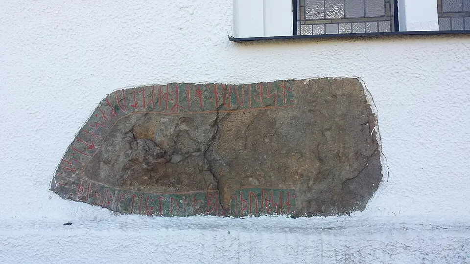 Hallestad Runstenar