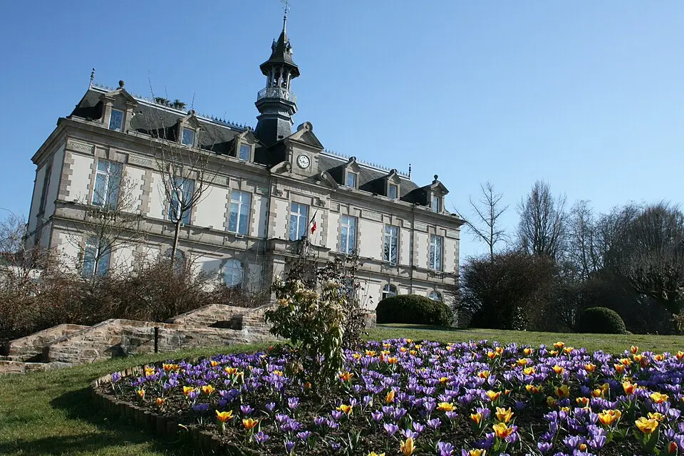 Image: MairieSY · CC BY-SA 3.0 Saint-Yrieix-la-Perche