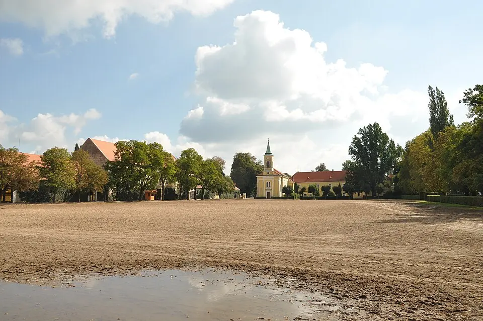 Národní hřebčín Kladruby nad Labem