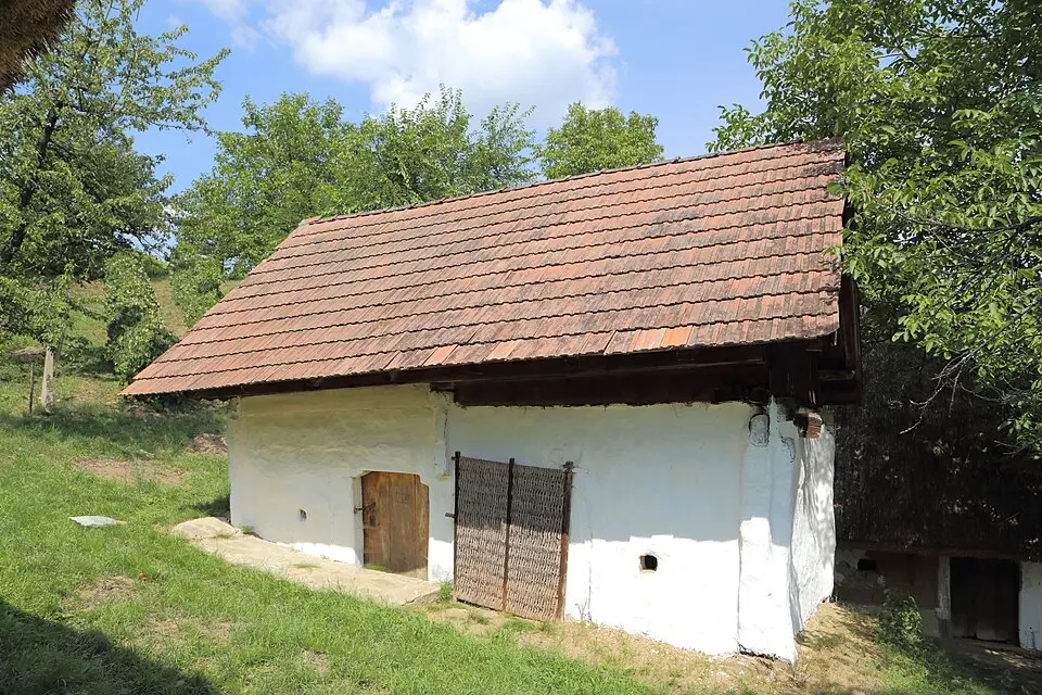 Keller