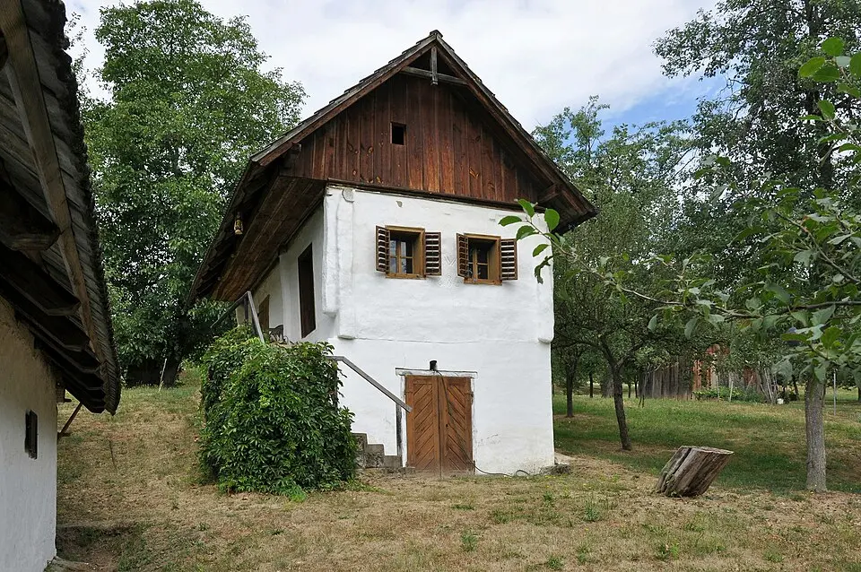 Image: Isiwal · CC BY-SA 3.0 AT Keller