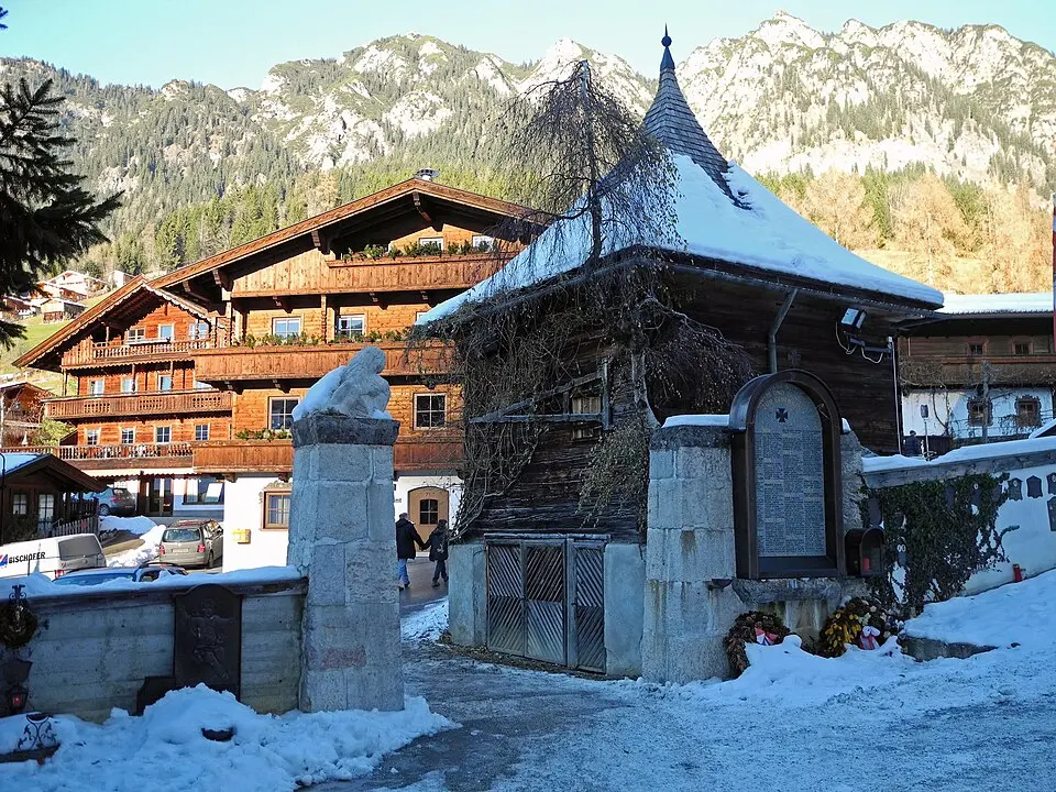 Sog. Hl. Kasten/ Heiligenkasten