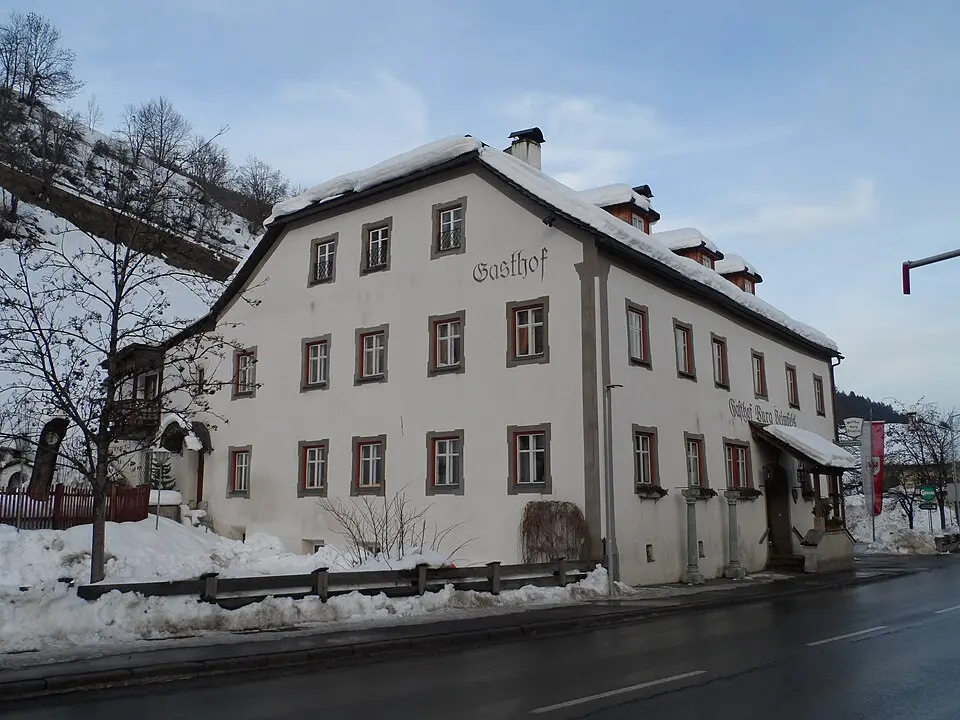 Ehem. Gasthof Burg Heinfels