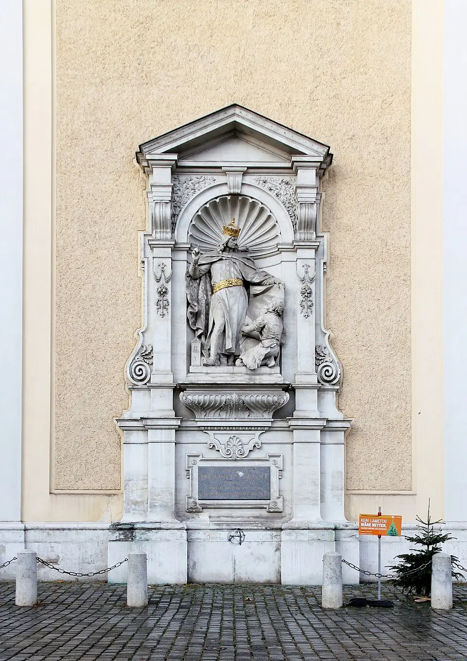 Slika: C.Stadler/Bwag · CC BY-SA 3.0 AT Denkmal Herzog Heinrich II. Jasomirgott