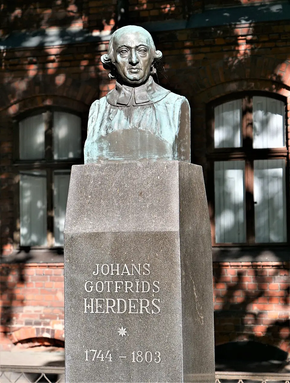 Herdera piemineklis