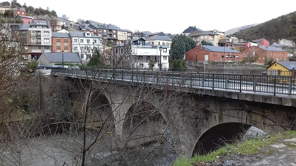 Puente de Domingo Flórez