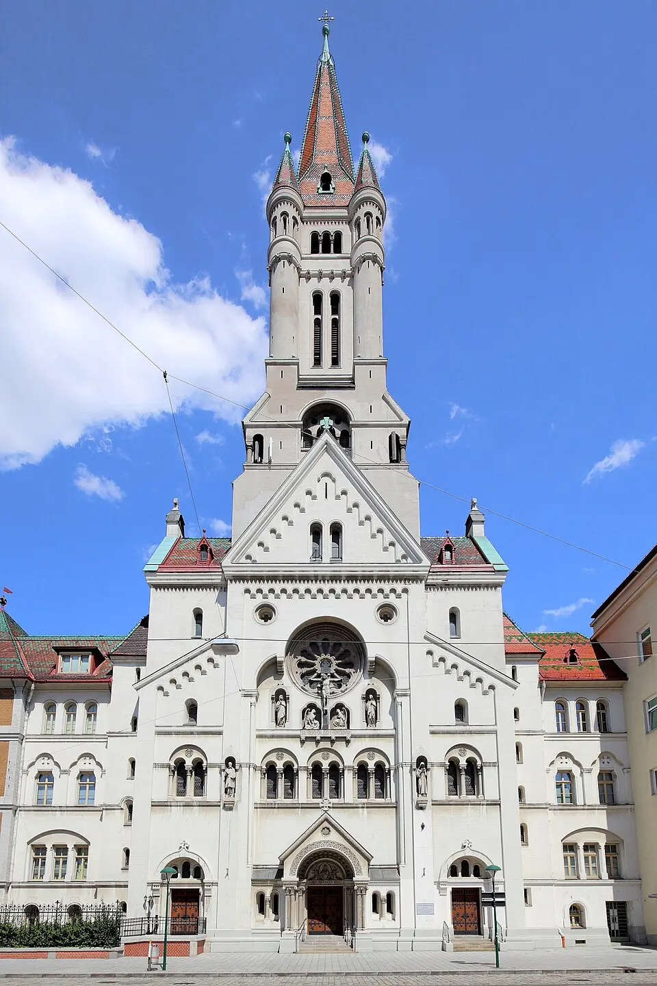 Slika: C.Stadler/Bwag · CC BY-SA 3.0 Herz-Jesu-Kirche