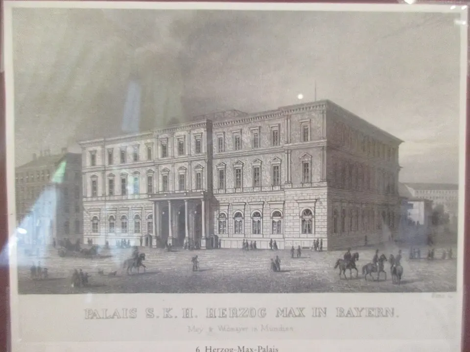 Herzog-Max-Palais