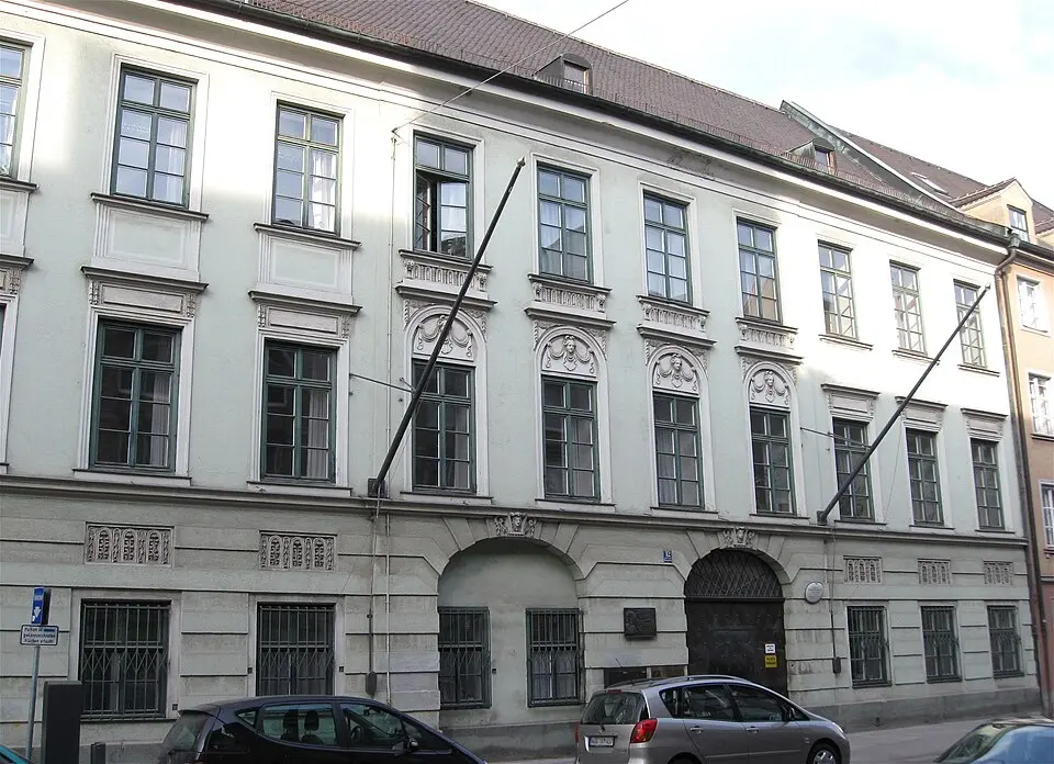 Palais Woronzow (München)