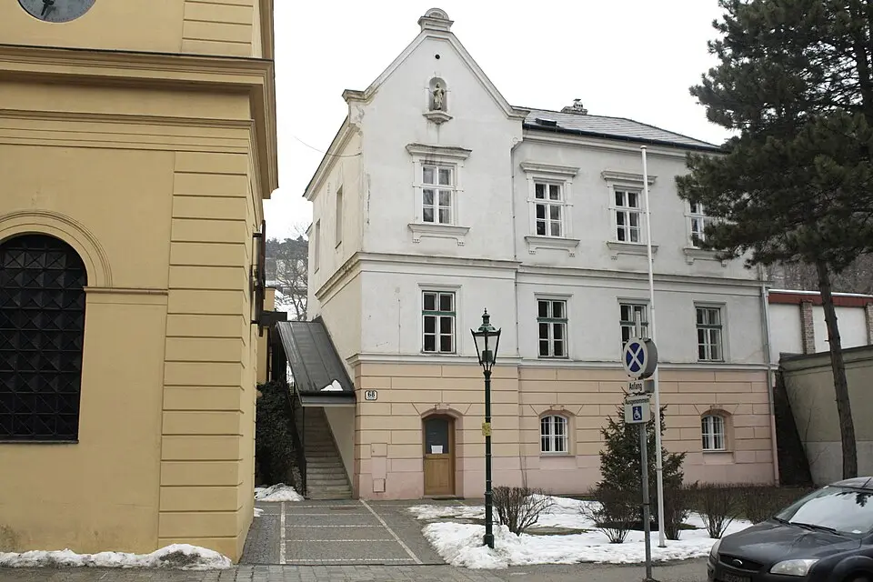 Image: Karl Gruber · CC BY-SA 3.0 AT Pfarrhof (Hinterbrühl)