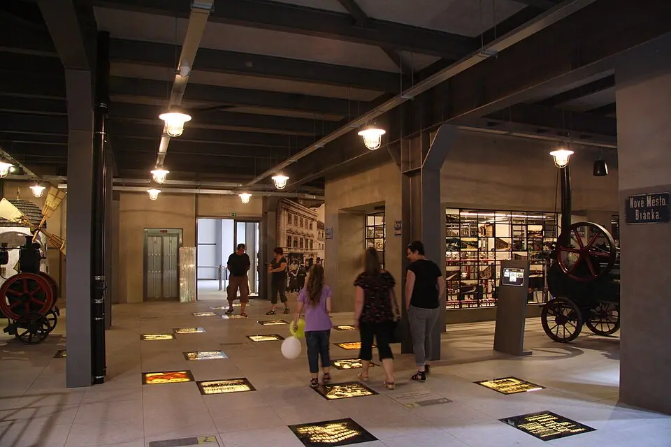 Kép: Jiří Sedláček · CC BY-SA 4.0 Alternátor - Ekotechnické centrum Třebíč