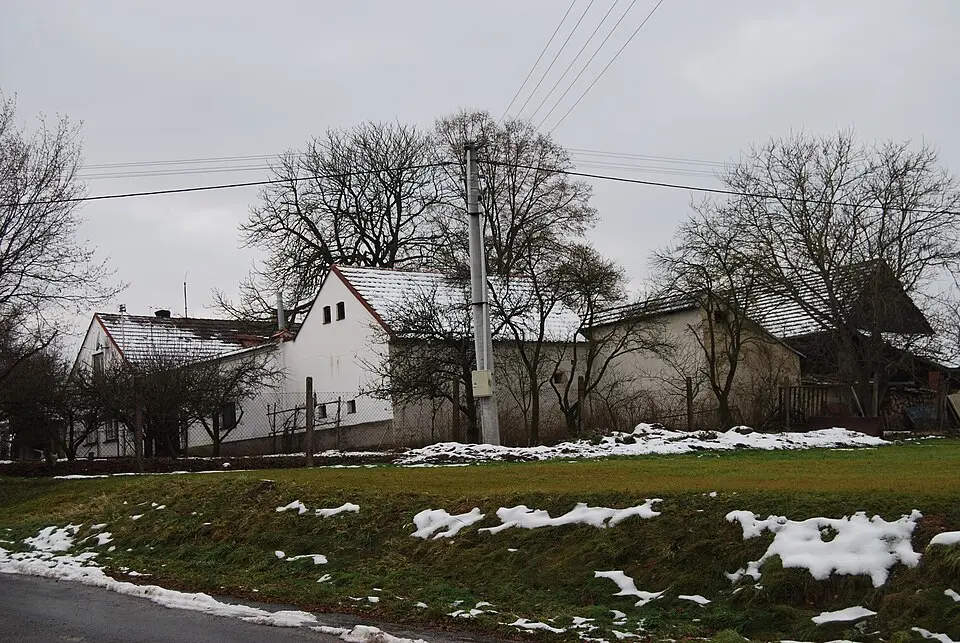 Hladná