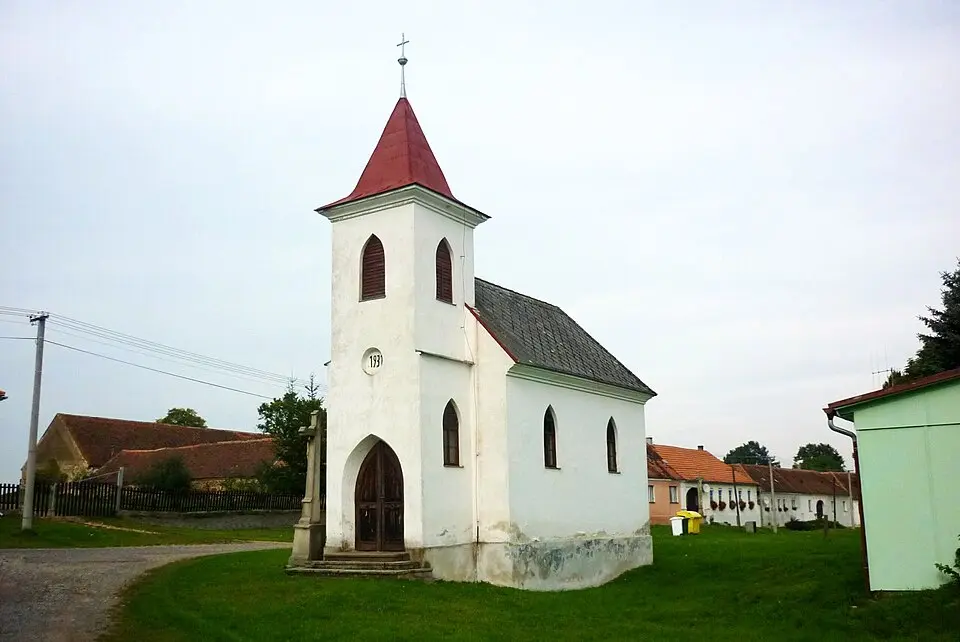 Hluboká