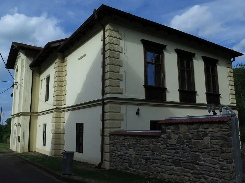 Zámek Hořákov