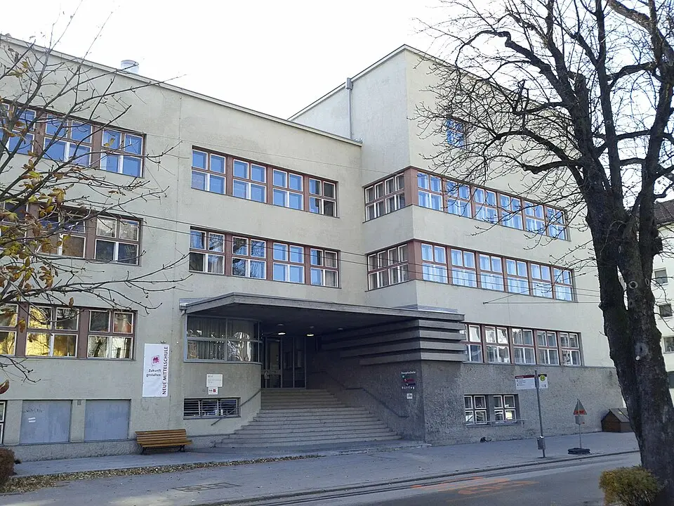 Obrázok: Leitzsche · CC0 Hauptschule Hötting