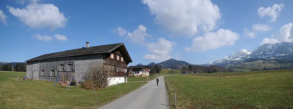 Bild: böhringer friedrich · CC BY-SA 3.0 Bauernhof (Anlage)
