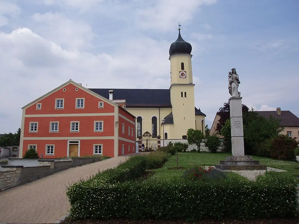 Immagine: KBWEi at German Wikipedia · Public domain Hitzhofen