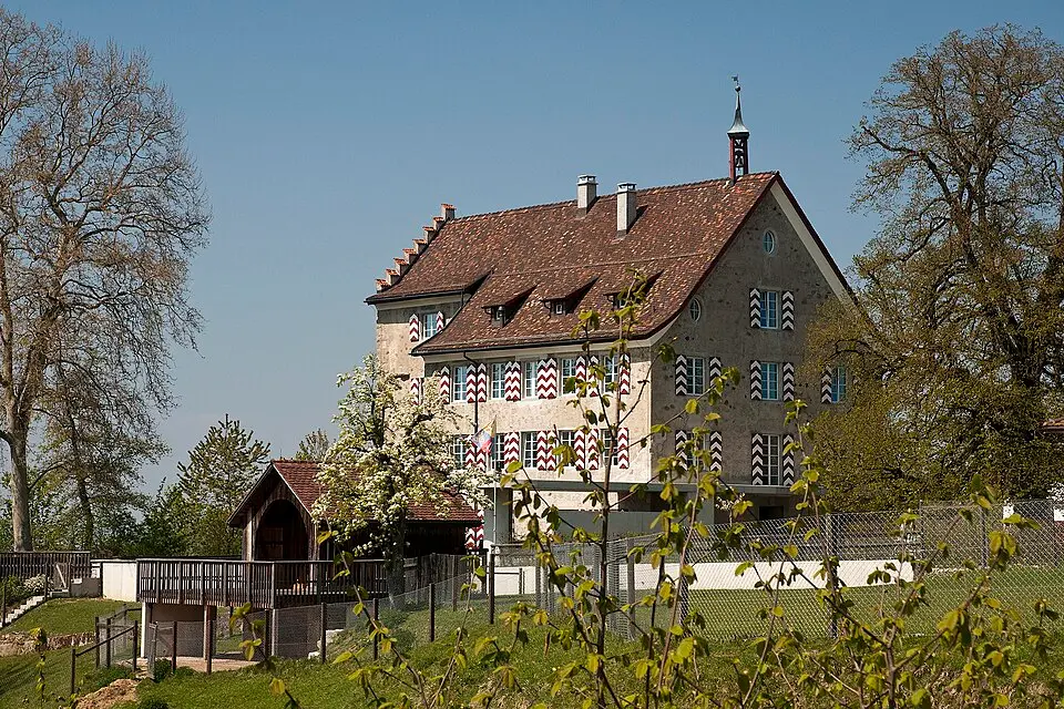Obrázok: Erirod · CC BY-SA 4.0 Schloss Oetlishausen