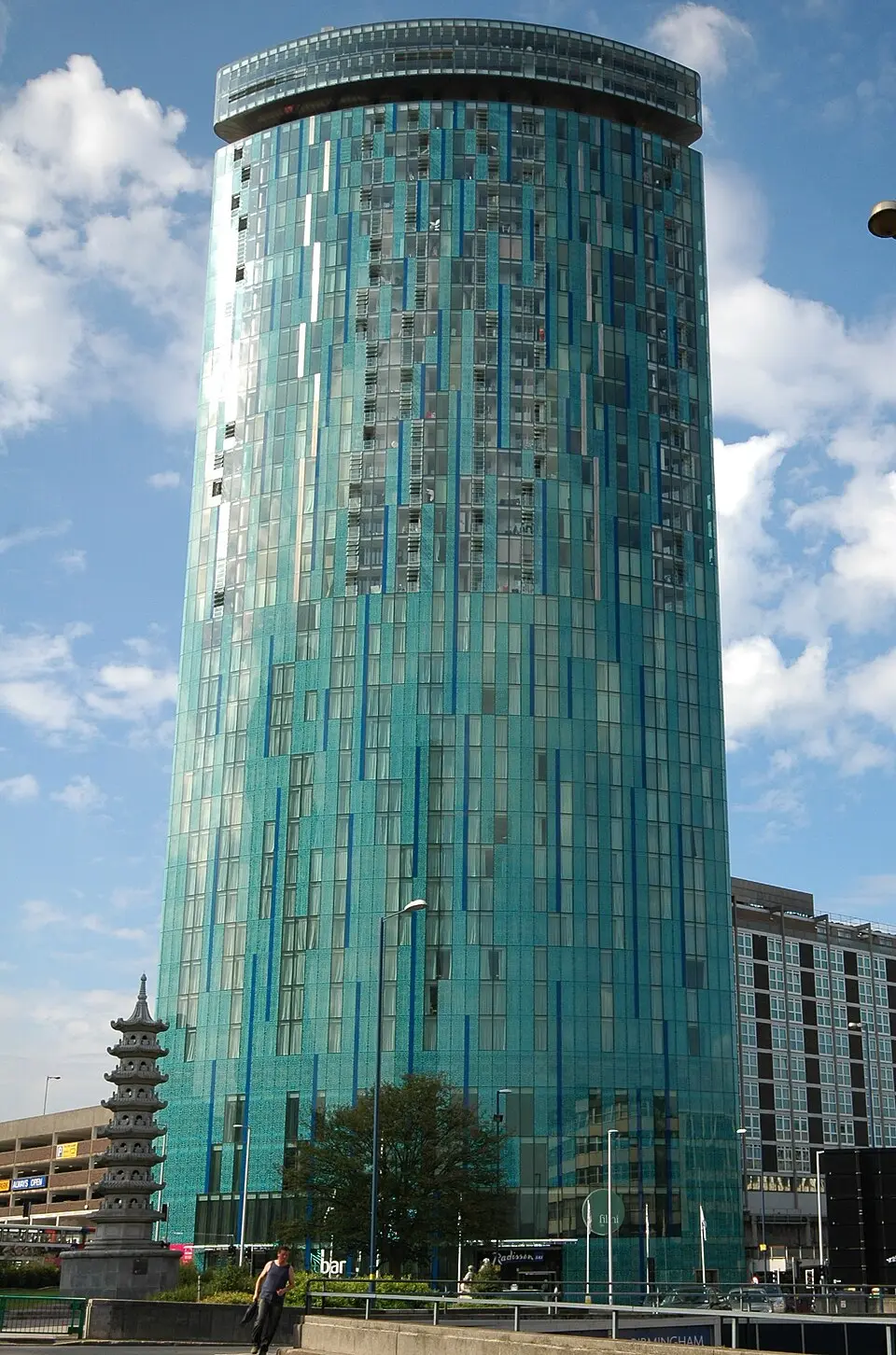 Immagine: Erebus555 · CC BY-SA 3.0 10 Holloway Circus