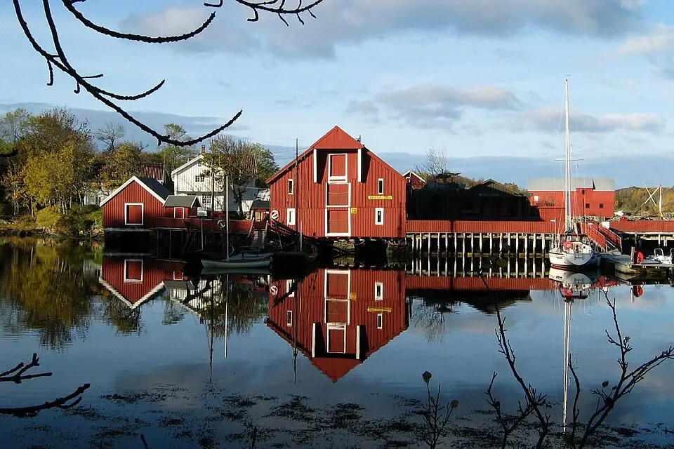 Hitra